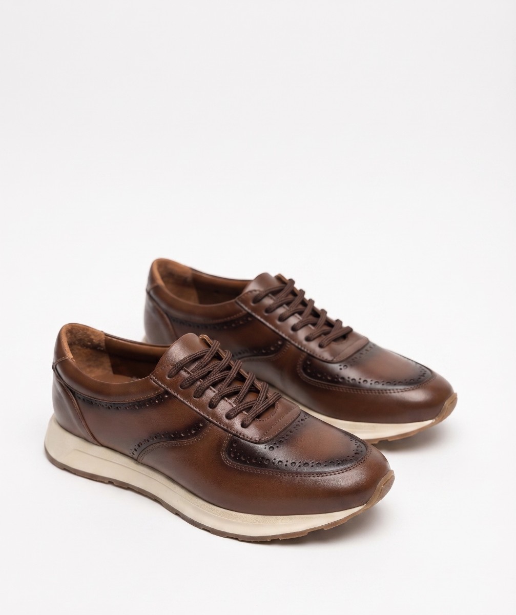 Klassik Tərzdə Qəhvəyi Dəri Kişi Sneaker / Brog Detallı İdman Ayaqqabısı